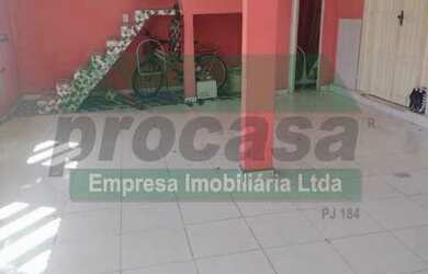 Imagem: A casa possui 4 Dormitórios, 3 Suítes, 1 Banheiro, 1 Vaga