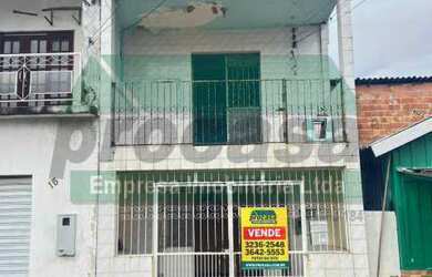 Imagem: A casa possui 3 Dormitórios, 1 Banheiro e 72m² de Área Privada