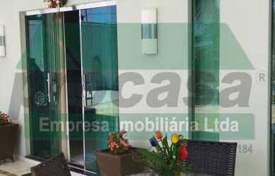 Imagem: A casa possui 4 Dormitórios, 4 Suítes, 1 Banheiro, 4 Vagas