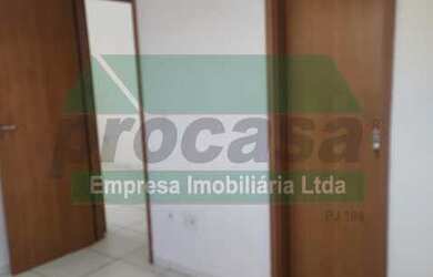 Imagem: O apartamento possui 2 Dormitórios, 1 Suíte, 1 Banheiro, 1