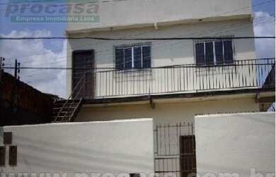 Imagem: A casa possui 3 Dormitórios, 1 Suíte, 1 Banheiro, 3 Vagas