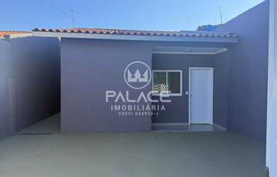 Imagem: A casa possui 2 Dormitórios, 1 Banheiro, 2 Vagas na garagem