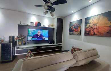 Imagem: O apartamento possui 3 Dormitórios, 1 Suíte, 3 Banheiros