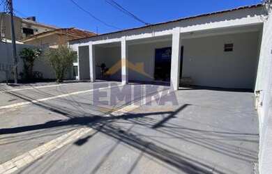 Imagem: A casa possui 1 Banheiro e está localizado em Cuiabá, MT