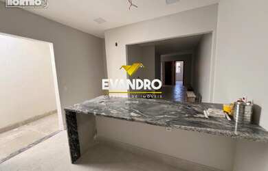 Imagem: A casa possui 2 Banheiros e está localizado em Cuiabá, MT