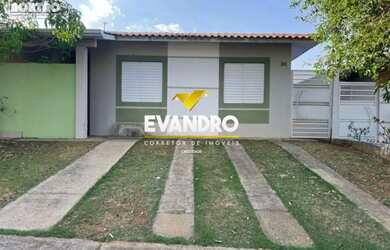 Imagem: A casa possui 2 Banheiros e está localizado em Cuiabá, MT