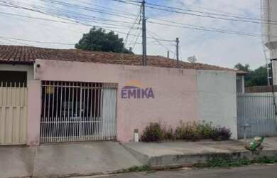 Imagem: A casa possui 3 Banheiros e está localizado em Cuiabá, MT