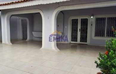 Imagem: A casa possui 2 Banheiros e está localizado em Cuiabá, MT