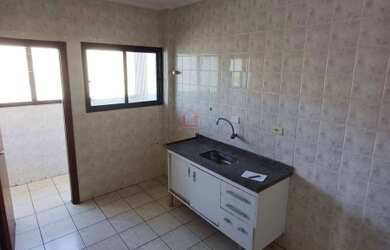 Imagem: O apartamento possui 2 Banheiros e está localizado em Praia