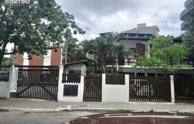 Imagem: A casa possui 1 Banheiro e está localizado em Cabo Frio, RJ