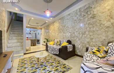 Imagem: A casa possui 3 Banheiros e está localizado em Salvador, BA