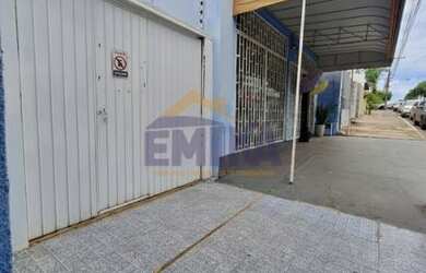 Imagem: O apartamento possui 2 Banheiros e está localizado em Cuiabá