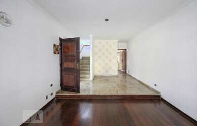 Imagem: A casa em condomínio possui 3 Dormitórios, 2 Suítes, 2 Banheiros