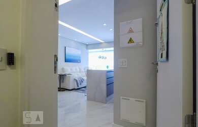 Imagem 2: Apartamento à Venda - Aclimação, 2 Quartos, 74 m2