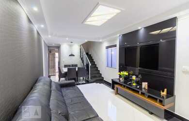 Imagem: A casa possui 3 Dormitórios, 1 Suíte, 4 Banheiros, 2 Vagas