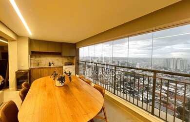 Imagem: O apartamento possui 4 Dormitórios, 4 Suítes, 5 Banheiros