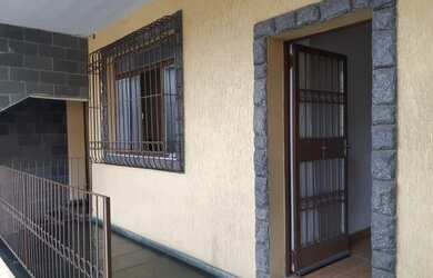 Imagem: Casa a venda 140 metros quadrados com 3 quartos em Santa Cândida