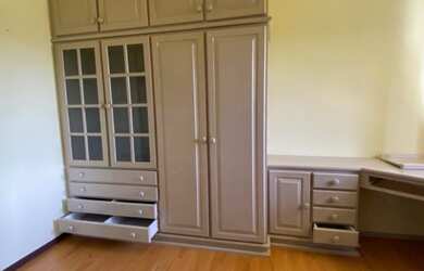 Imagem 10: Casa de esquina. Piscina, Churrasqueira, Guarda roupae515m² de Área