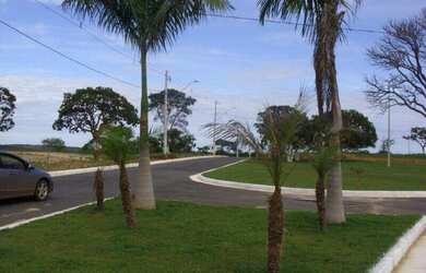 Imagem 3: Lote/Terreno para venda tem 1000 metros quadrados