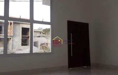 Imagem: A casa em condomínio possui 3 Dormitórios, 3 Banheiros, 2