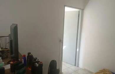 Imagem 6: ALUGUEL. 1 Banheiroe1 Dormitório