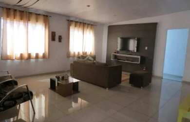 Imagem: A casa possui 2 Dormitórios, 2 Banheiros, 1 Vaga na garagem