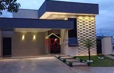 Imagem: A casa em condomínio possui 3 Dormitórios, 3 Banheiros, 4