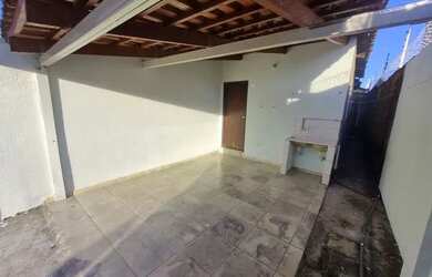 Imagem 1: Alugo casa na 1105 sul. 1 Vaga na garageme2 Dormitórios