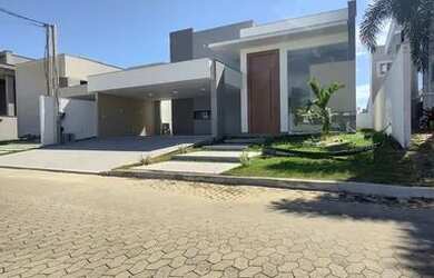 Imagem: A casa em condomínio possui 3 Dormitórios, 3 Banheiros, 220m²