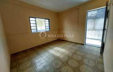 Imagem: A casa possui 2 Dormitórios, 1 Banheiro e 60m² de Área e