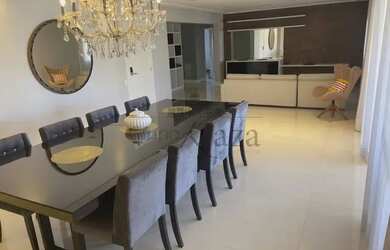 Imagem: O apartamento possui 3 Dormitórios, 5 Banheiros, 3 Vagas na