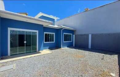 Imagem: A casa possui 3 Dormitórios, 2 Banheiros, 85m² de Área e