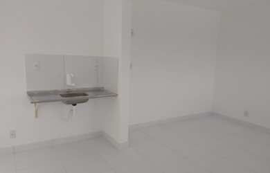 Imagem: A kitnet possui 1 Dormitório, 1 Banheiro e está localizado