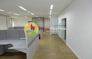 Imagem: O depósito possui 3 Vagas na garagem, 200m² de Área, Imóvel