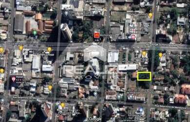 Imagem: O terreno possui 450m² de Área e está localizado em Centro