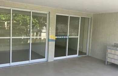 Imagem: O apartamento possui 3 Dormitórios, 3 Banheiros, 2 Vagas na