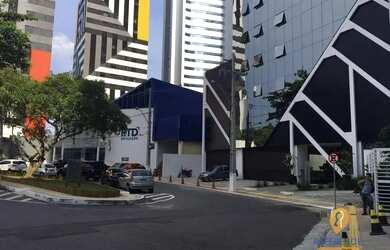 Imagem: O depósito possui 1 Vaga na garagem, 40m² de Área e está