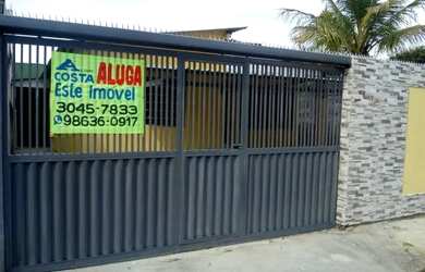 Imagem: A casa possui 2 Dormitórios, 1 Banheiro, 2 Vagas na garagem