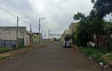 Imagem: O terreno possui 340m² de Área e está localizado em Vila