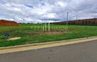 Imagem: O terreno possui 399m² de Área e Imóvel novo e está localizado