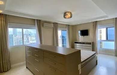 Imagem: O apartamento possui 2 Dormitórios, 2 Banheiros e está localizado