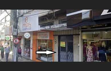 Imagem: O apartamento possui 3 Dormitórios e 2 Banheiros e está localizado