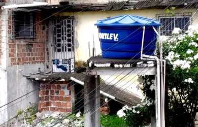 Imagem: A casa possui 2 Dormitórios e 1 Banheiro e está localizado