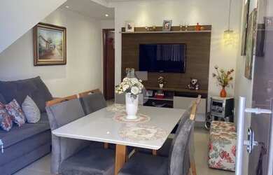 Imagem: A casa possui 2 Dormitórios, 1 Banheiro, 1 Vaga na garagem