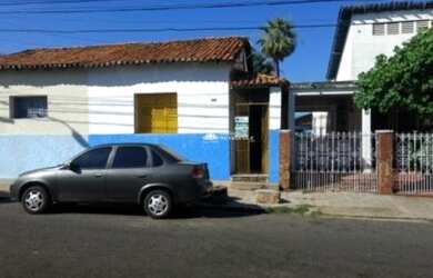 Imagem: A casa possui 4 Dormitórios, 1 Banheiro e 150m² de Área e