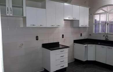 Imagem 7: R$280.000) Bairro de Lourdes - Casa quase em frente ao Colégio Tiradentes