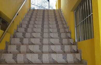 Imagem: A casa possui 2 Dormitórios, 1 Banheiro, 1 Vaga na garagem