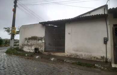 Imagem 2: Vendo esta casa. Varanda, 65m² de Área, 1 Vaga na garageme2 Dormitórios