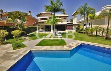 Imagem: A casa em condomínio possui 4 Dormitórios, 5 Banheiros, 5