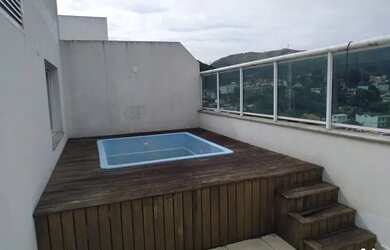 Imagem: O apartamento na cobertura possui 3 Dormitórios, 2 Banheiros